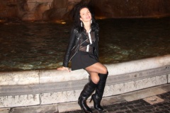 amelie_cuissardes_cuir_noir_jupette_plissee_bas
