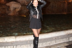 amelie_cuissardes_cuir_noir_jupette_plissee_trevi