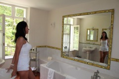 amelie_nans_les_pins_profil