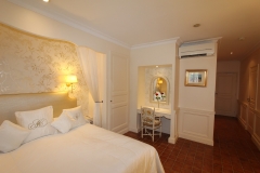 auberge-de-cassagne-junior-suite-contre-perspective