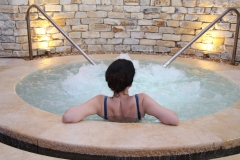 auberge-de-cassagne-jacuzzi-amelie-dos