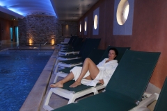 auberge-de-cassagne-spa-piscine-amelie