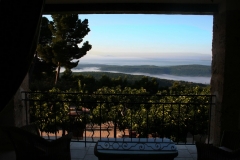 bastide-de-tourtour-la-mer-de-nuages-chambre-premium