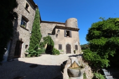 tourtour-dans-le-village