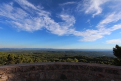 bastide-de-tourtour-les-maures-depuis-sommet-de-la-tour