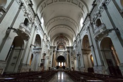 bologne_cathedrale_nef_croisee_amelie