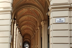 bologne_portico_via_farini