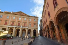 bologne_via_zamboni_portico