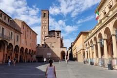 bologne_piazza__giuseppe_verdi_amelie