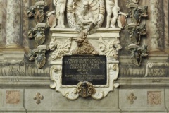 bologne_archiginnasio_bibliotheca_scultura.