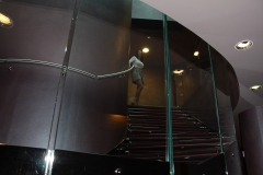 il-boscareto-amelie-escalier-central-cylindrique