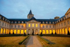 caen_abbaye_aux_dames_agence_les_conteurs