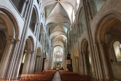 caen_abbatiale_st_etienne_nef_travees