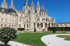 caen_abbaye_aux_hommes_chevet_abbatiale