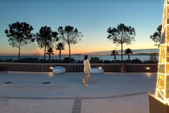 nice-cap3000_terrasse_lumiere-amelie_profil_tailleur_chanel