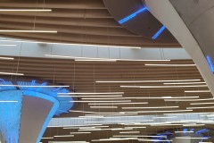 nice-cap3000_plafond_colonnes_agora_neons_c