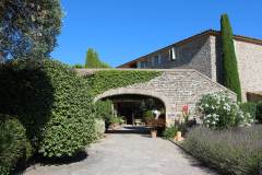 capelongue_arche_entree