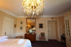 chateau-apigne-chambre-a