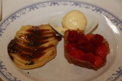 les-chenes-verts-paul-bajade-tuile-aux-fruits-rouges-golden-caramel-de-truffe