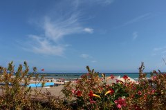 arma-di-taggia-plage-privee-fleurs