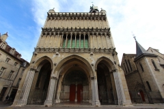 dijon-notre-dame-parvis-et-narthex