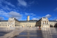 dijon-palais-des-ducs-de-bourgogne-jour