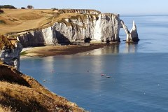 etretat_porte_d_amont_depuis_chemin_des_douaniers