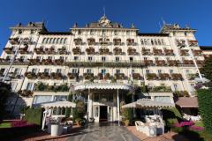 grand-hotel-iles-borromees-entree-facade-porche