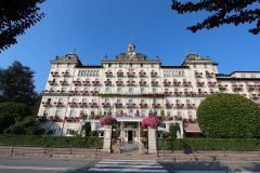 grand-hotel-iles-borromees-entree-facade