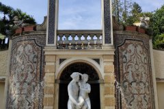 grand-hotel-iles-borromees-la-fontaine-horloge-bassin
