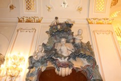 grand-hotel-iles-borromees-ascenseur-fronton-baroque