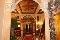 grand-hotel-iles-borromees-reception-couloir