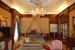 grand-hotel-iles-borromees-suite-hemingway-chambre-or-plafond