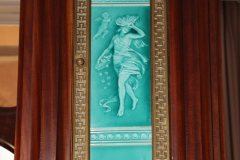hiely-lucullus-salle-art-nouveau-ceramique-placard-droit