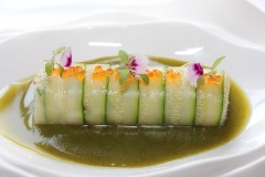 hiely-lucullus-gerald-azoulay-tourteau-en-canelloni-velouté-courgette-huacatay