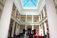 nantes_radisson_atrium_escalier