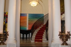 nice-negresco-escalier-salon
