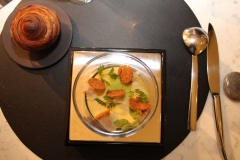 Nice - L'Aromate. L'émulsion de foie gras et son pain feuilleté