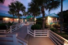 traders-sanibel-island