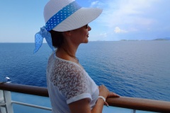 corsica-sardinia-ferries-mega-express-un-amelie-au-bastingage