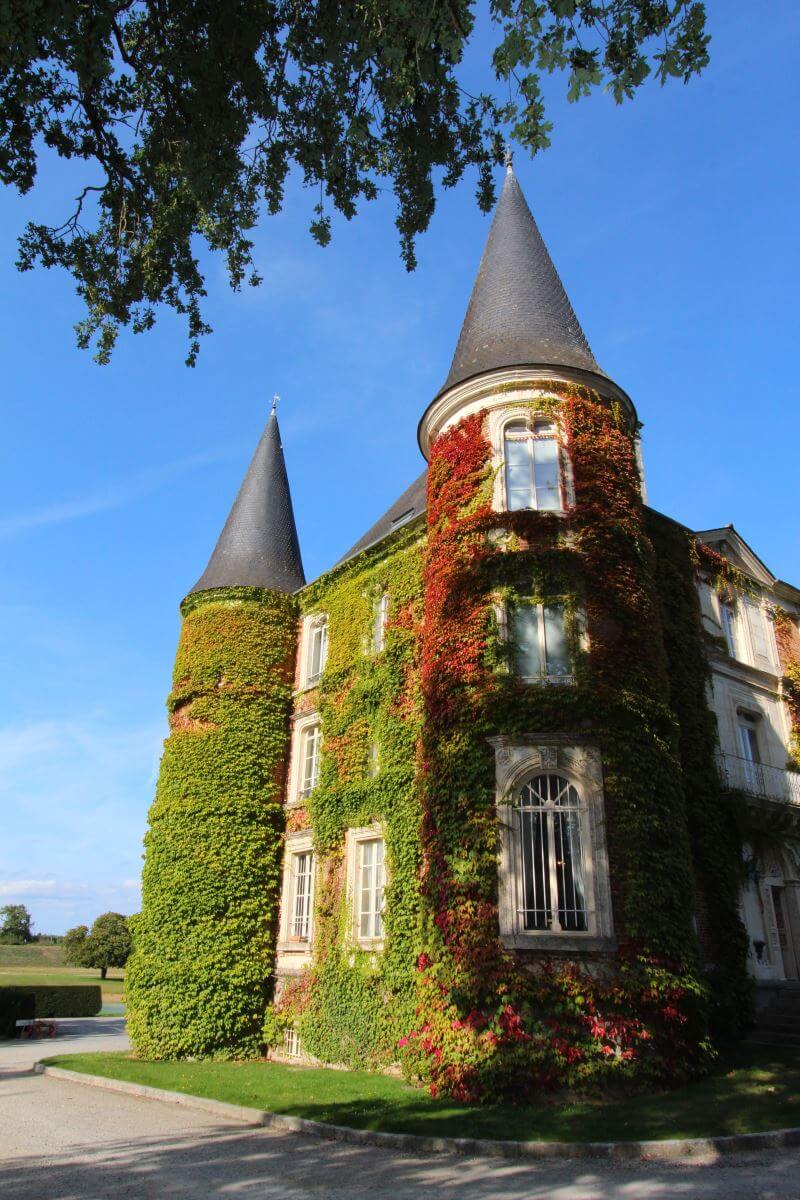 Bretagne, Rennes, Le Rheu, Château d'Apigné, tourelles
