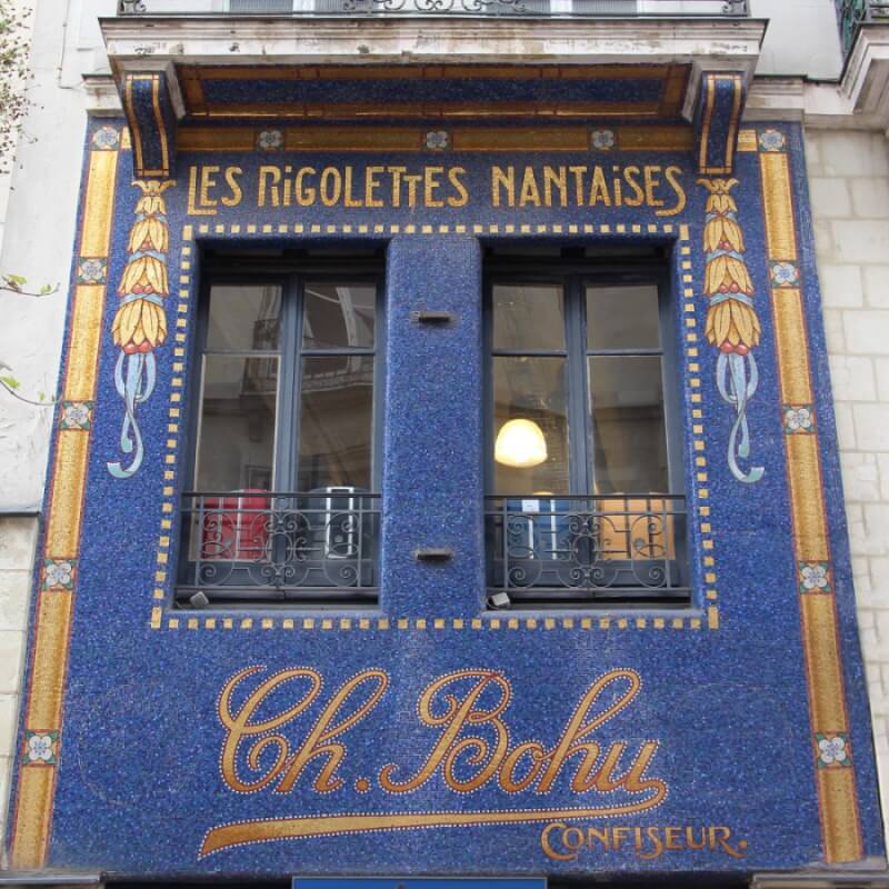 France, Bretagne, Nantes, facade Rigolettes Nantaises