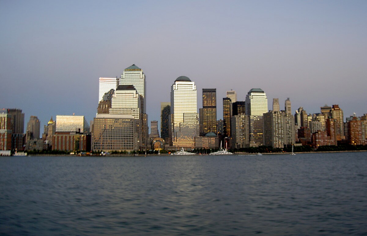 Manhattan. Hudson River.